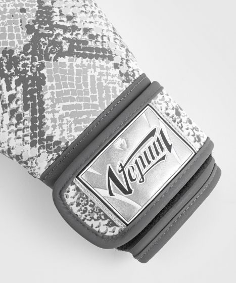 VENUM White Snake 拳击手套 - 白色