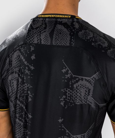 UFC Adrenaline | VENUM Authentic 格斗之夜 男士出场速干T恤 - 冠军色