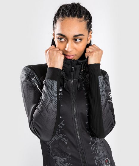 UFC Adrenaline | VENUM Authentic 格斗之夜 女士出场外套 - 黑色