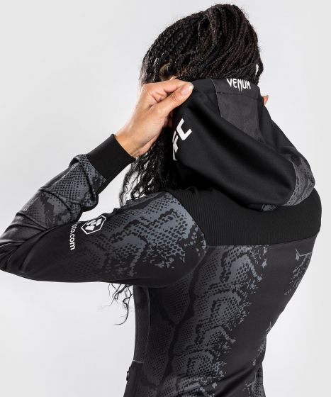 UFC Adrenaline | VENUM Authentic 格斗之夜 女士出场外套 - 黑色