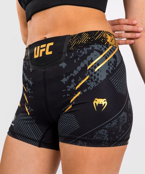 UFC Adrenaline | VENUM Authentic 格斗之夜 女士紧身短裤-短款 - 冠军色