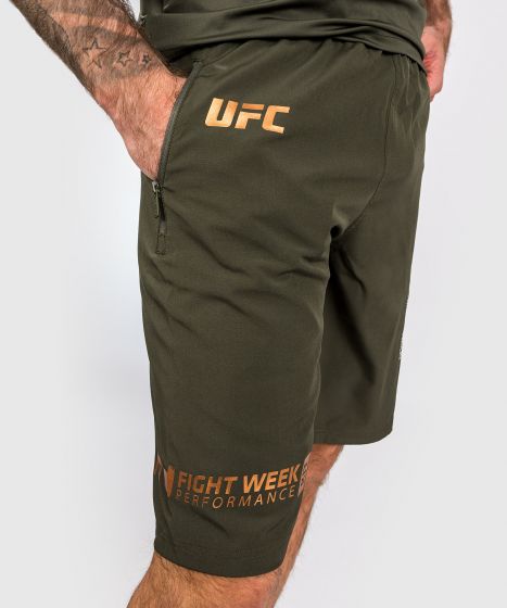 UFC Adrenaline | VENUM 格斗周 男士训练短裤 - 卡其/铜色