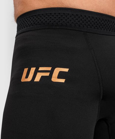UFC Adrenaline | VENUM 格斗周 男士紧身短裤 - 黑色