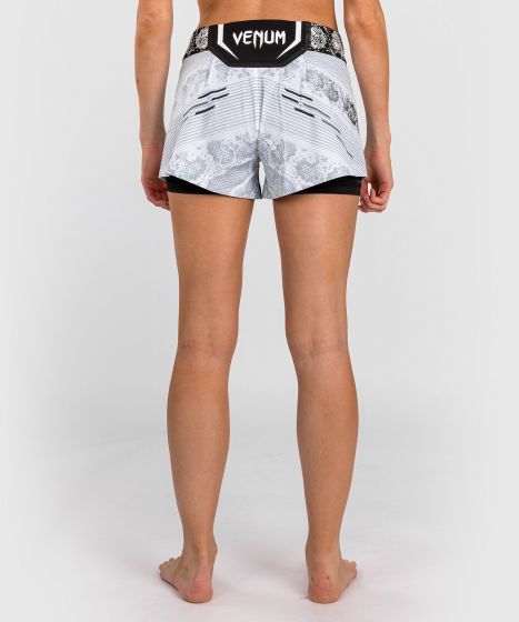 UFC Adrenaline | VENUM Authentic 格斗之夜 女士格斗短裤 - 白色
