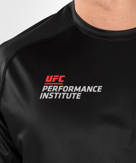 UFC VENUM Performance Institute 2.0 男士速干T恤 - 黑/红色