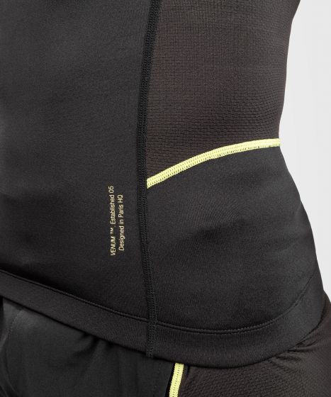 VENUM Fusion 2.0 男士短袖紧身衣 - 黑/黄色