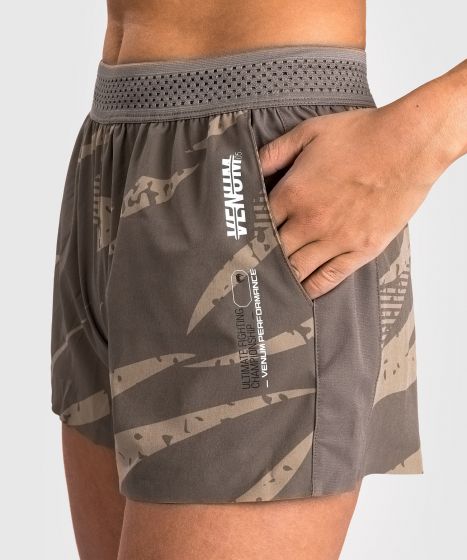 VENUM | UFC Adrenaline 格斗周3.5 女士训练短裤 - 沙漠迷彩色