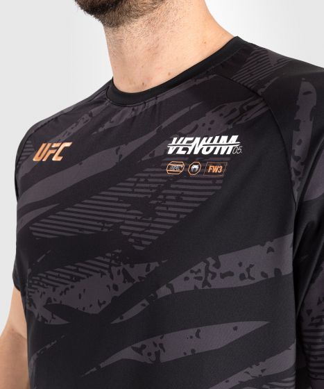 VENUM | UFC Adrenaline 格斗周3.5 男士速干T恤 - 都市迷彩色
