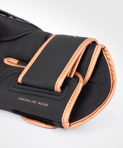 VENUM Challenger 4.0 拳击手套 - 黑/铜色