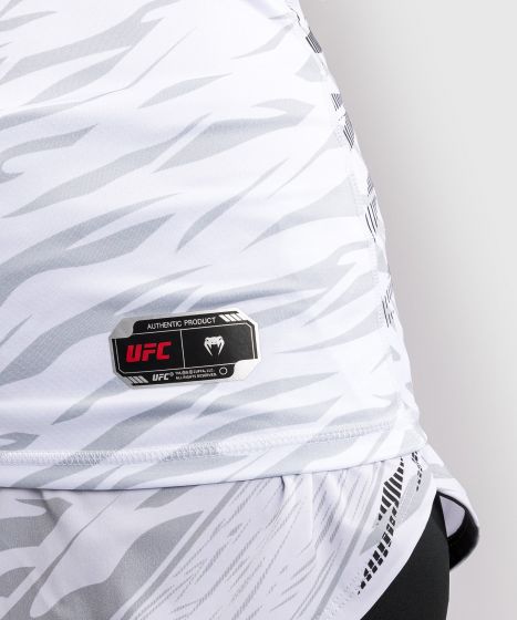 UFC Fusion | VENUM Authentic 格斗之夜 女士背心-带胸垫 - 白色