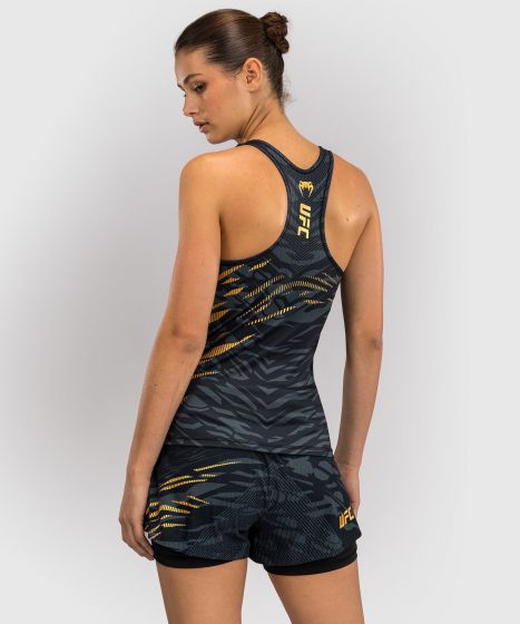 UFC Fusion | VENUM Authentic 格斗之夜 女士背心-带胸垫 - 冠军色