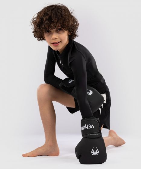 VENUM Light 儿童格斗短裤 - 黑色