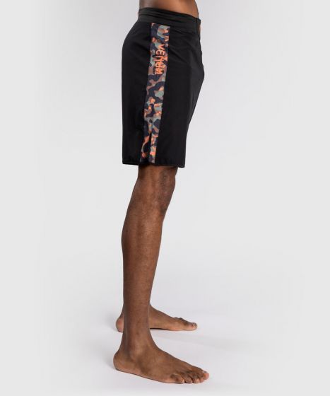 VENUM Jungle Ops 格斗短裤 - 黑/卡其迷彩色