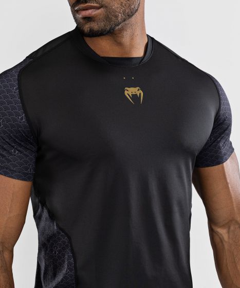 VENUM × Assassin‘s Creed  Shadows 速干T恤 - 黑/金色