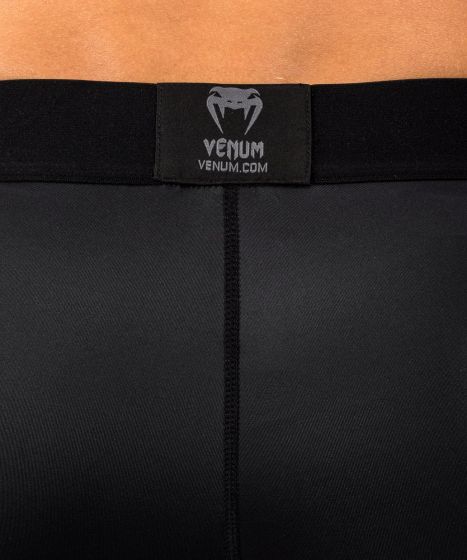 VENUM × Assassin‘s Creed Shadows 紧身长裤 - 黑/金色