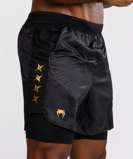 VENUM × Assassin‘s Creed  Shadows 训练短裤 - 黑/金色