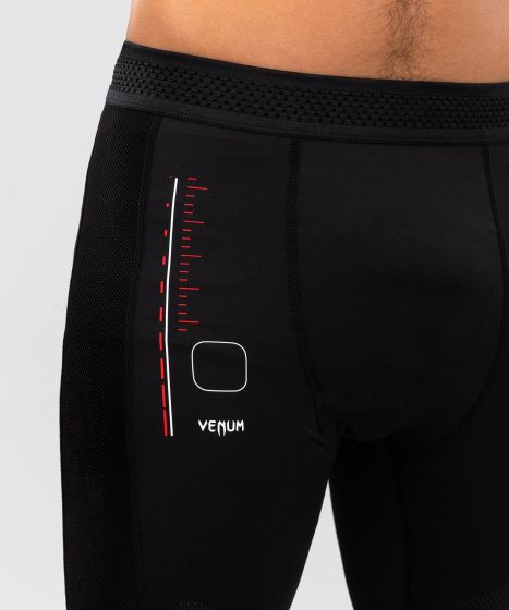 VENUM Tactical XT 男士紧身短裤 - 黑/火焰红色