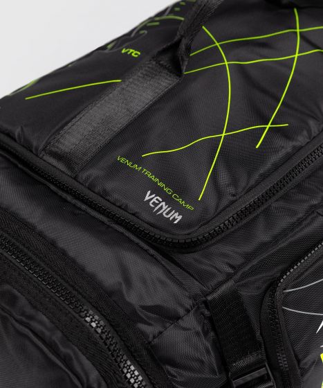 Venum Training Camp 4.0 运动包 - 黑/霓虹绿色