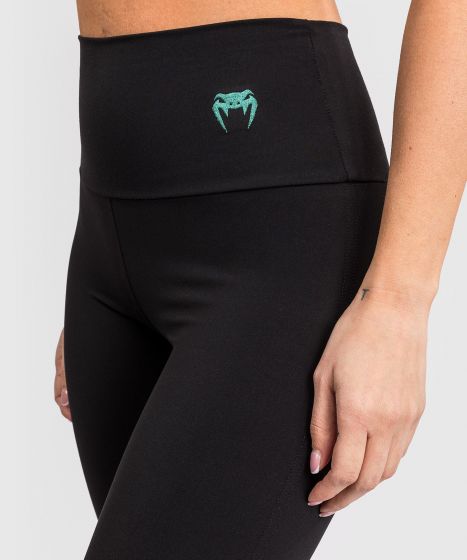 VENUM Boxing Classic 女士紧身短裤 - 黑色