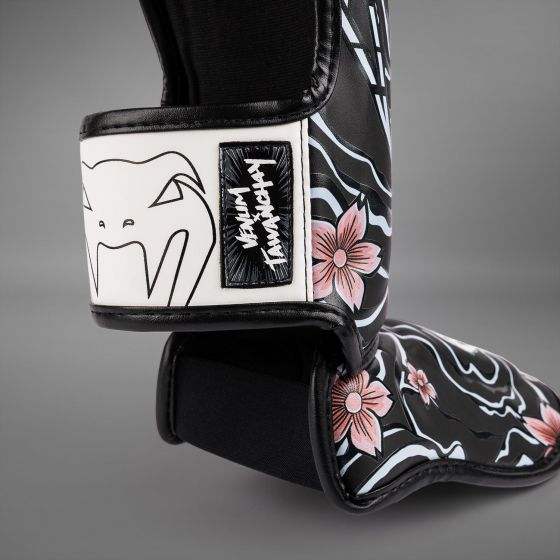 VENUM x Tawanchay 站立式护腿 -  黑/白色