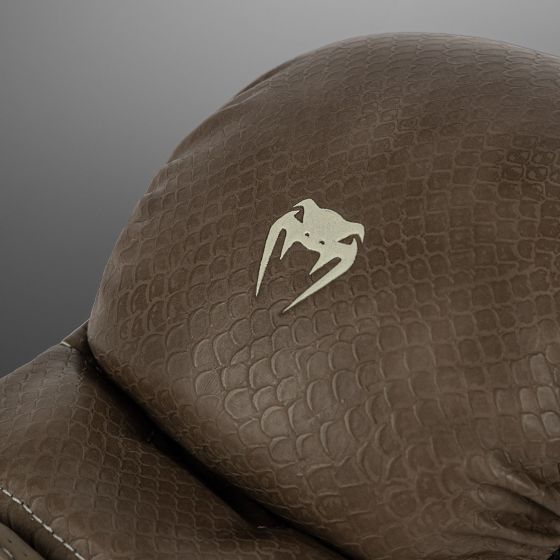 VENUM Impact Evo Scales 综合格斗手套 - 棕色