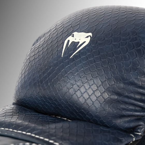 VENUM Impact Evo Scales 综合格斗手套 - 夜蓝色