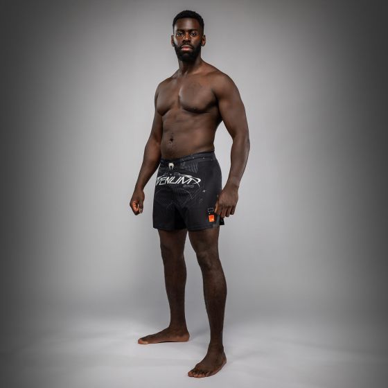VENUM Eclipse 男士格斗短裤 - 黑/象牙白色