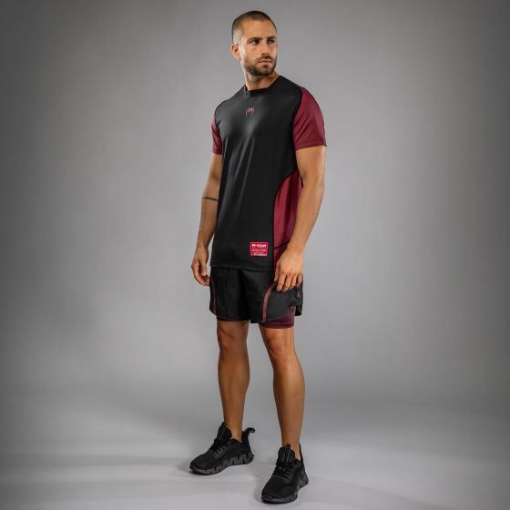 VENUM × Assassin‘s Creed  Shadows 速干T恤 - 酒红/黑色