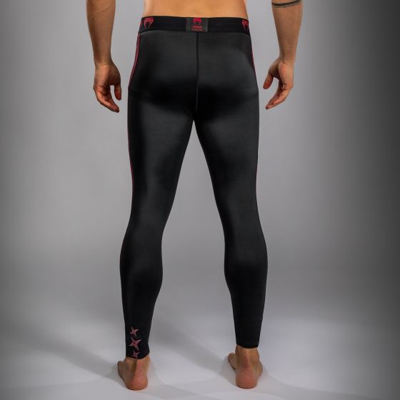 VENUM × Assassin‘s Creed  Shadows 紧身长裤 - 酒红/黑色