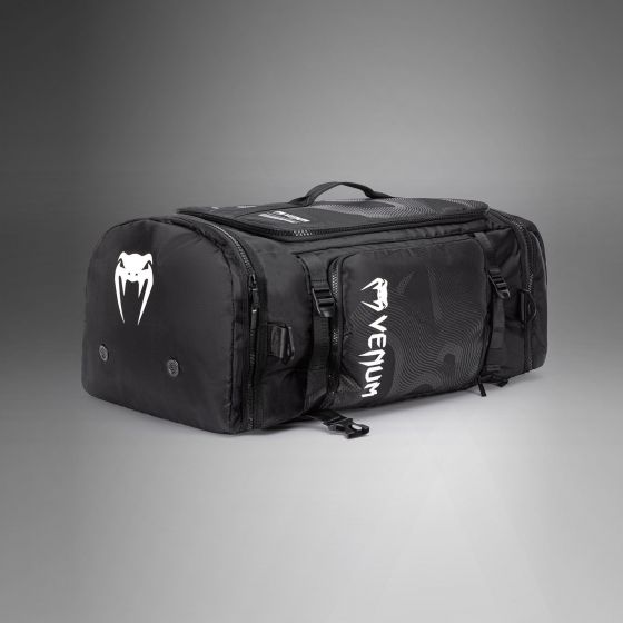 VENUM Shockwave Convertible 运动包(48L )- 黑色
