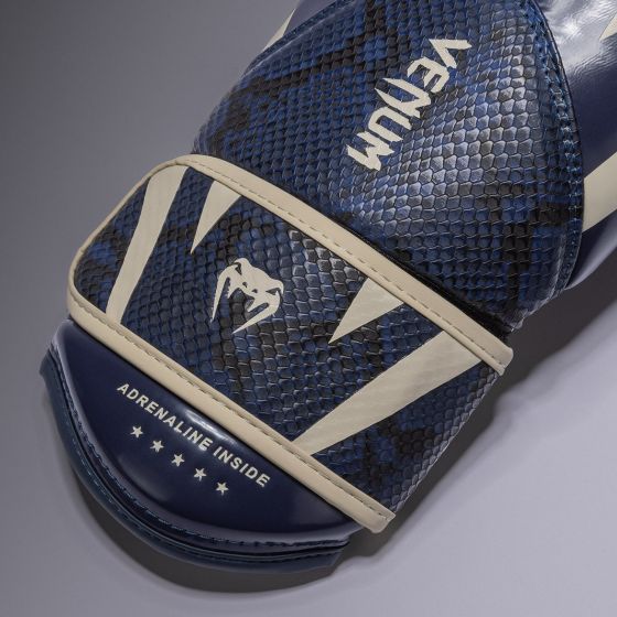 VENUM Challenger 4.0 Scales 拳击手套 - 夜蓝色