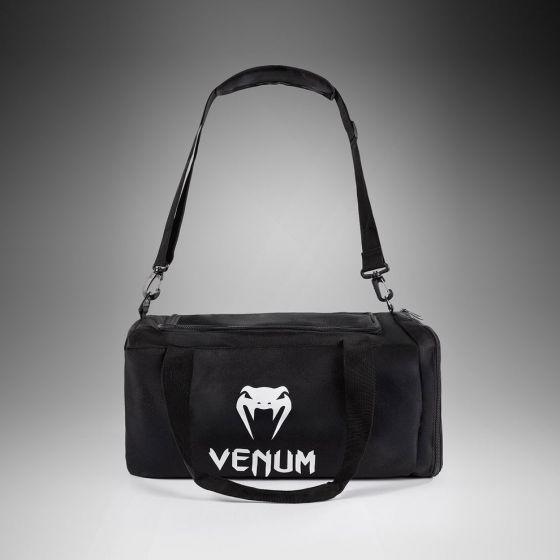 VENUM Essential 旅行包（37L） - 黑色