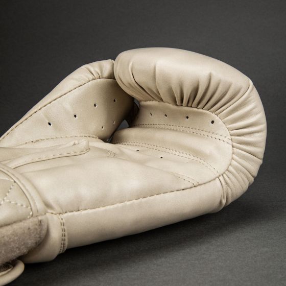 VENUM Impact Classic 拳击手套 - 象牙白色