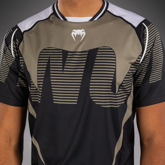 VENUM Adrenaline 速干T恤 - 黑/沙色