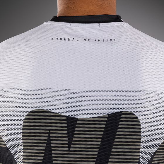 VENUM Adrenaline 速干T恤 - 黑/沙色