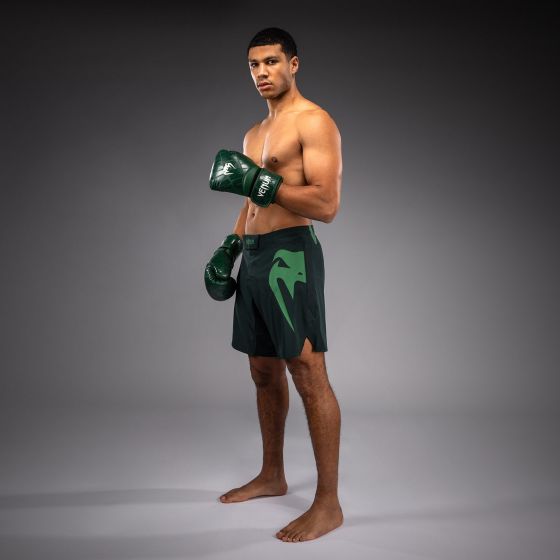 VENUM Light 5.0 格斗短裤 - 森林绿/浅绿色