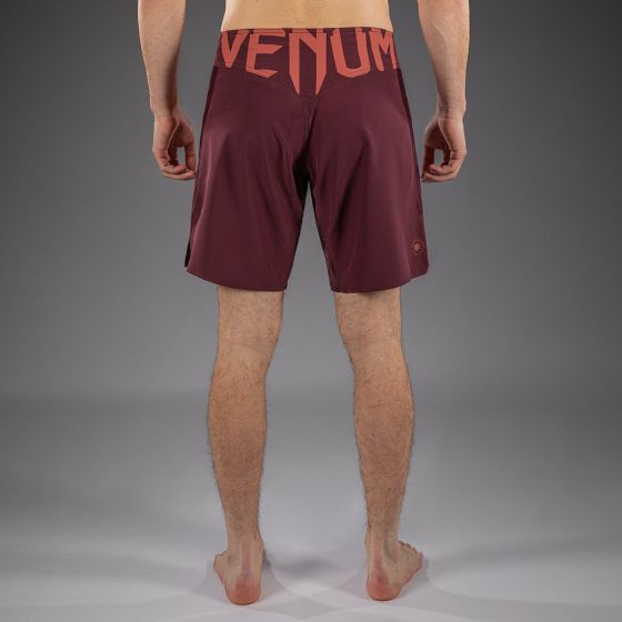 VENUM Light 5.0 Fightshorts - 深棕/赤陶色