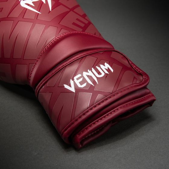 VENUM Contender 1.5 XT 3D 拳击手套 - 绛红色