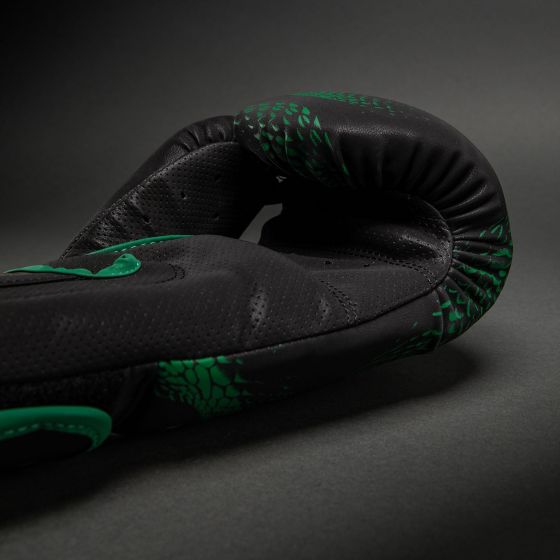 VENUM Matupa 拳击手套 - 黑/绿/金色