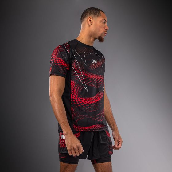 VENUM Matupa 男士速干短袖 - 黑/红/银色