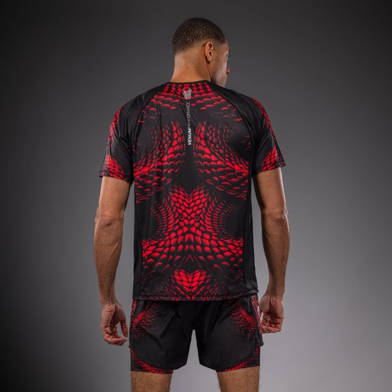 VENUM Matupa 男士速干短袖 - 黑/红/银色