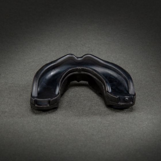Venum Predator Mouthguard – Black/Black/Red