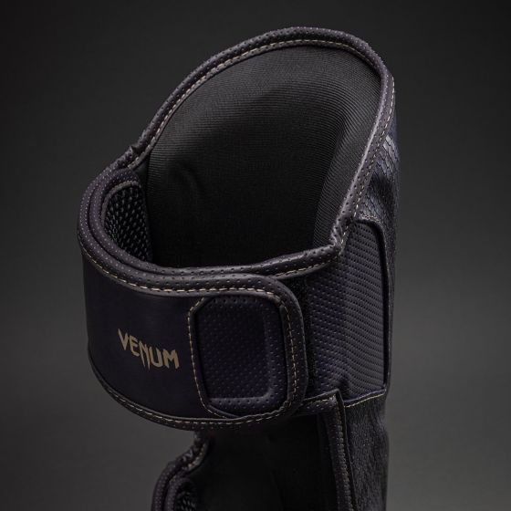 VENUM Impact Evo Scales 护腿 - 绛紫色