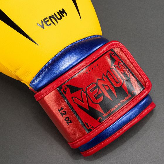 VENUM Giant 3.0 拳击手套 - 黄/金属蓝/金属红色