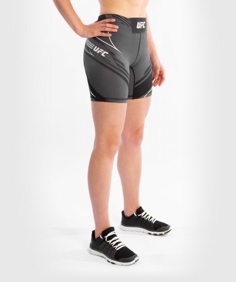 UFC| VENUM AUTHENTIC格斗之夜女士VALE TUDO紧身五分短裤 - 黑色