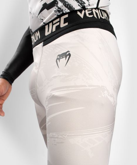 UFC |VENUM Authentic 格斗周 2.0 紧身长裤 - 沙色