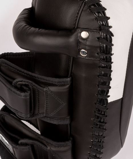 VENUM LIGHT 踢靶 (副) - 黑/白色