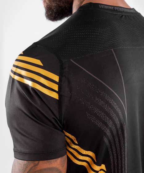 UFC| VENUM AUTHENTIC格斗之夜男男士速干短袖- 冠军色