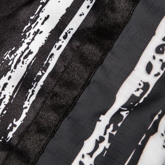 Venum Bangkok Spirit 泰拳短裤 - 黑