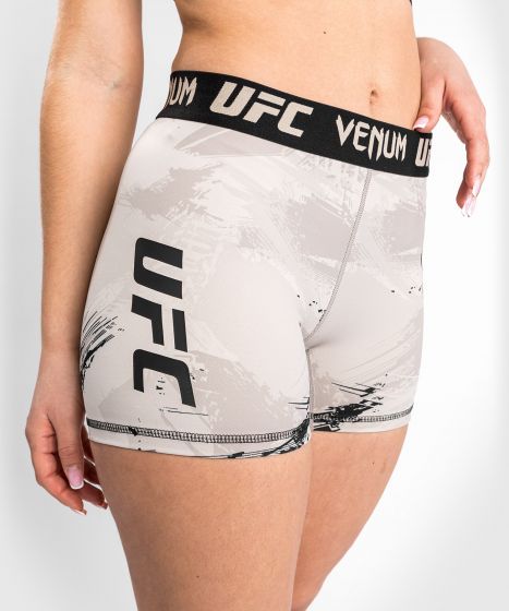UFC |VENUM Authentic 格斗周 2.0 Vale Tudo 女士短裤 - 沙/黑色-